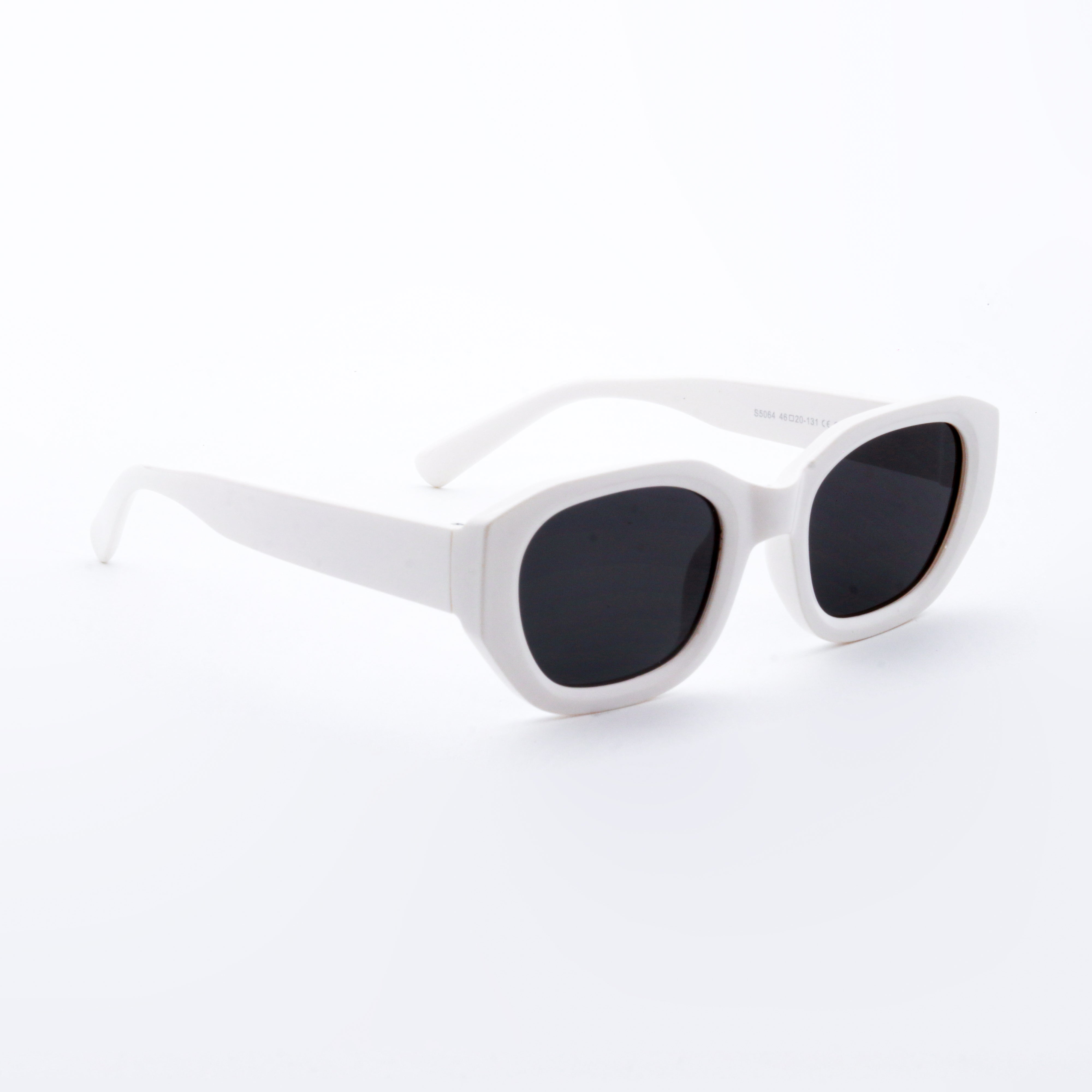 MM5064-C60 WHITE
