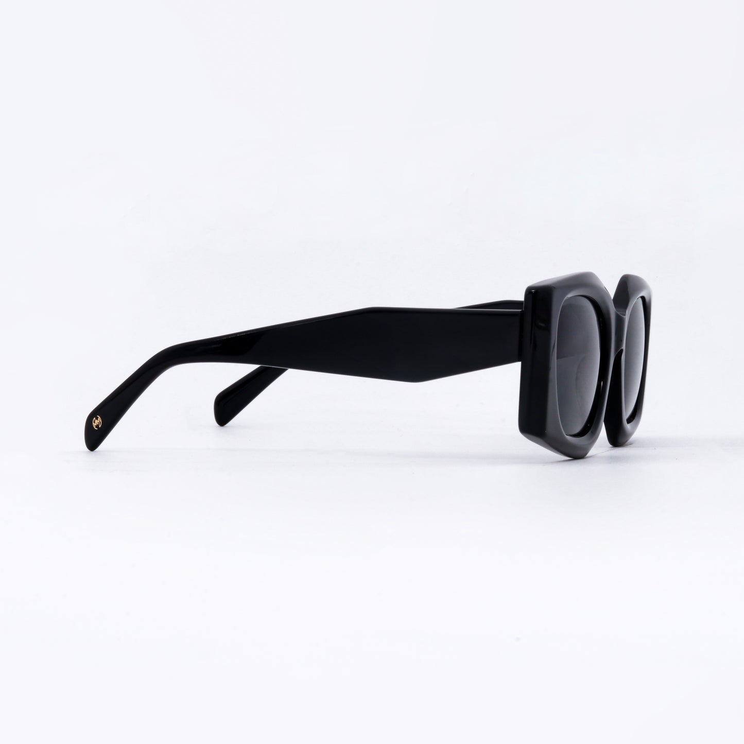 MM3006-C1 BLACK