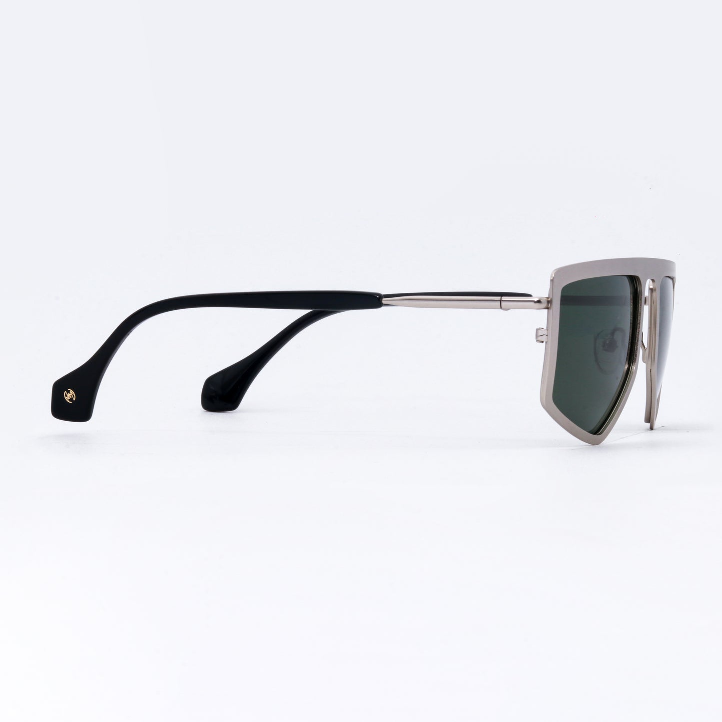 MM3024-C2 SILVER