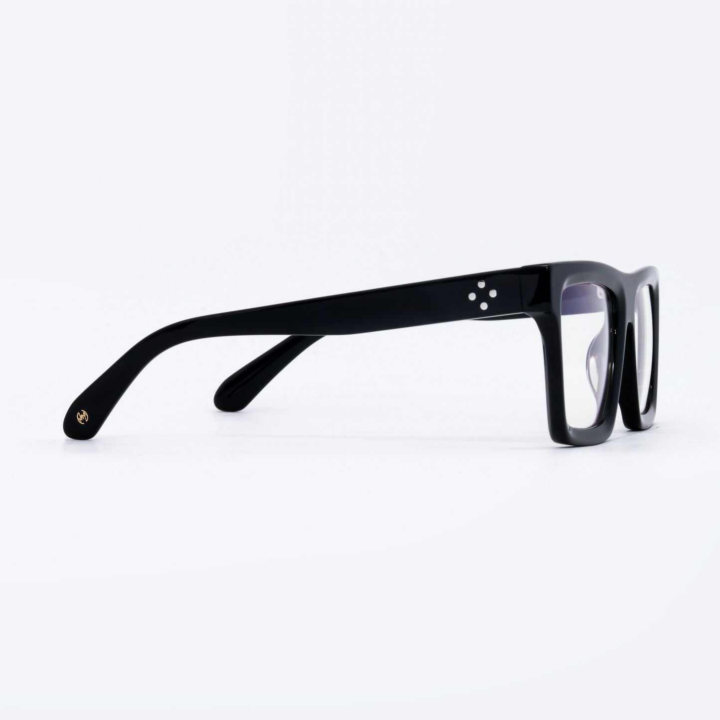 MM4005-C1 BLACK