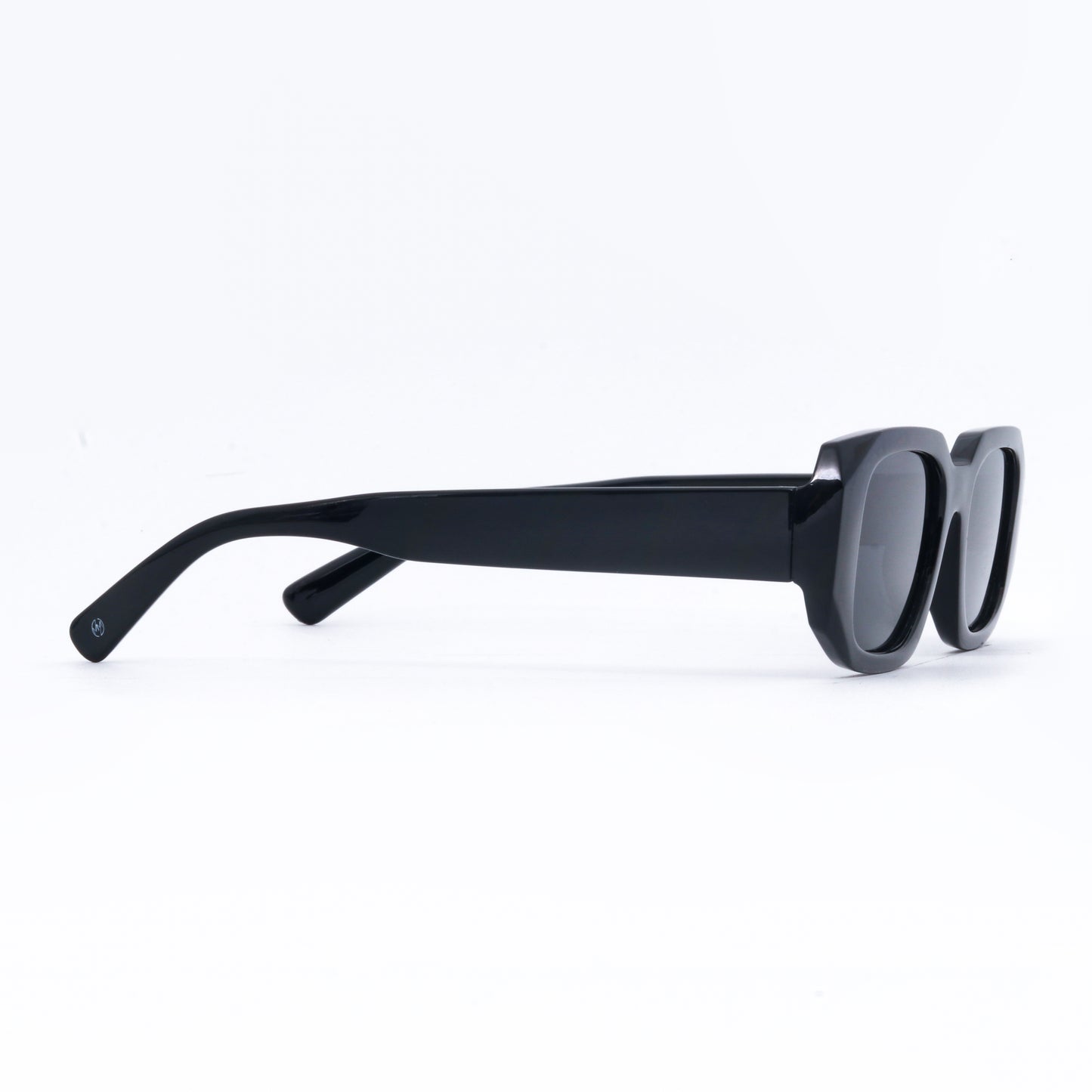 MM5063-C1 BLACK