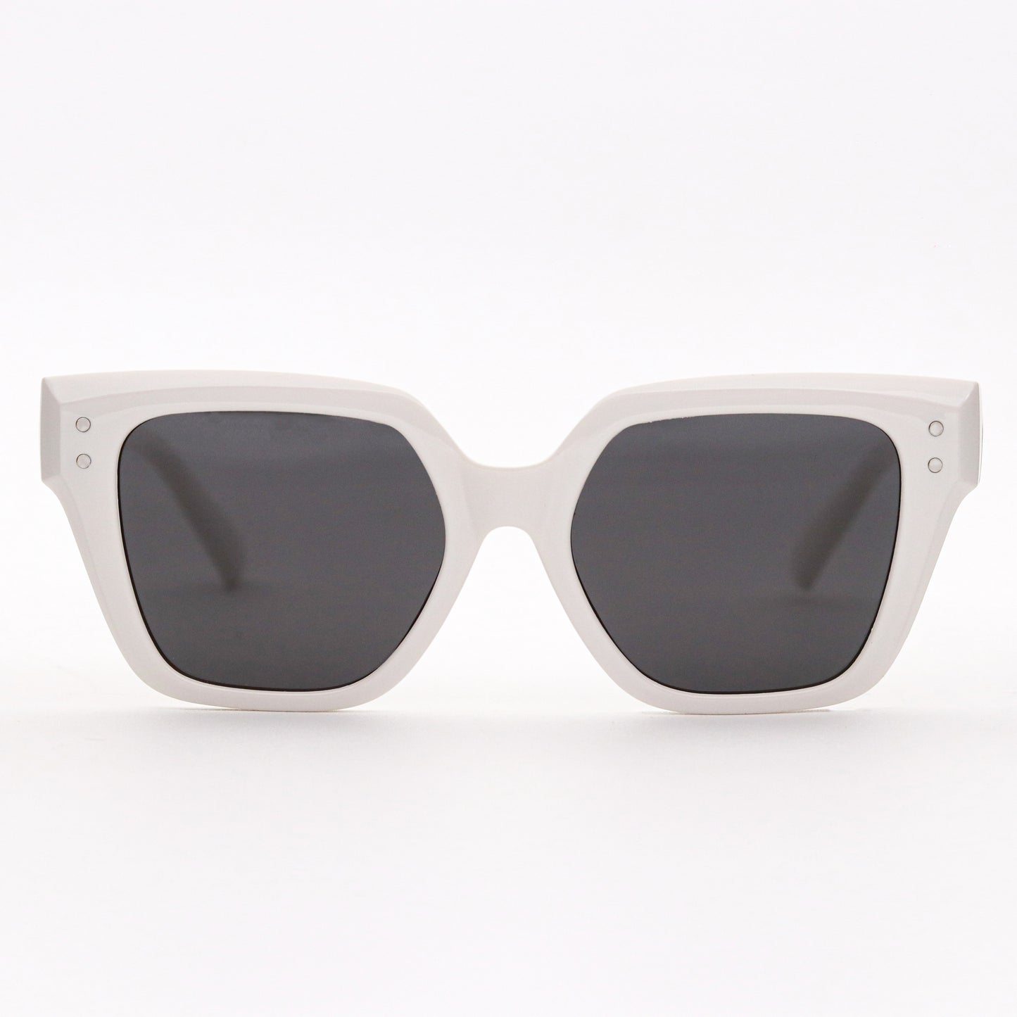 MM5065-C60 WHITE