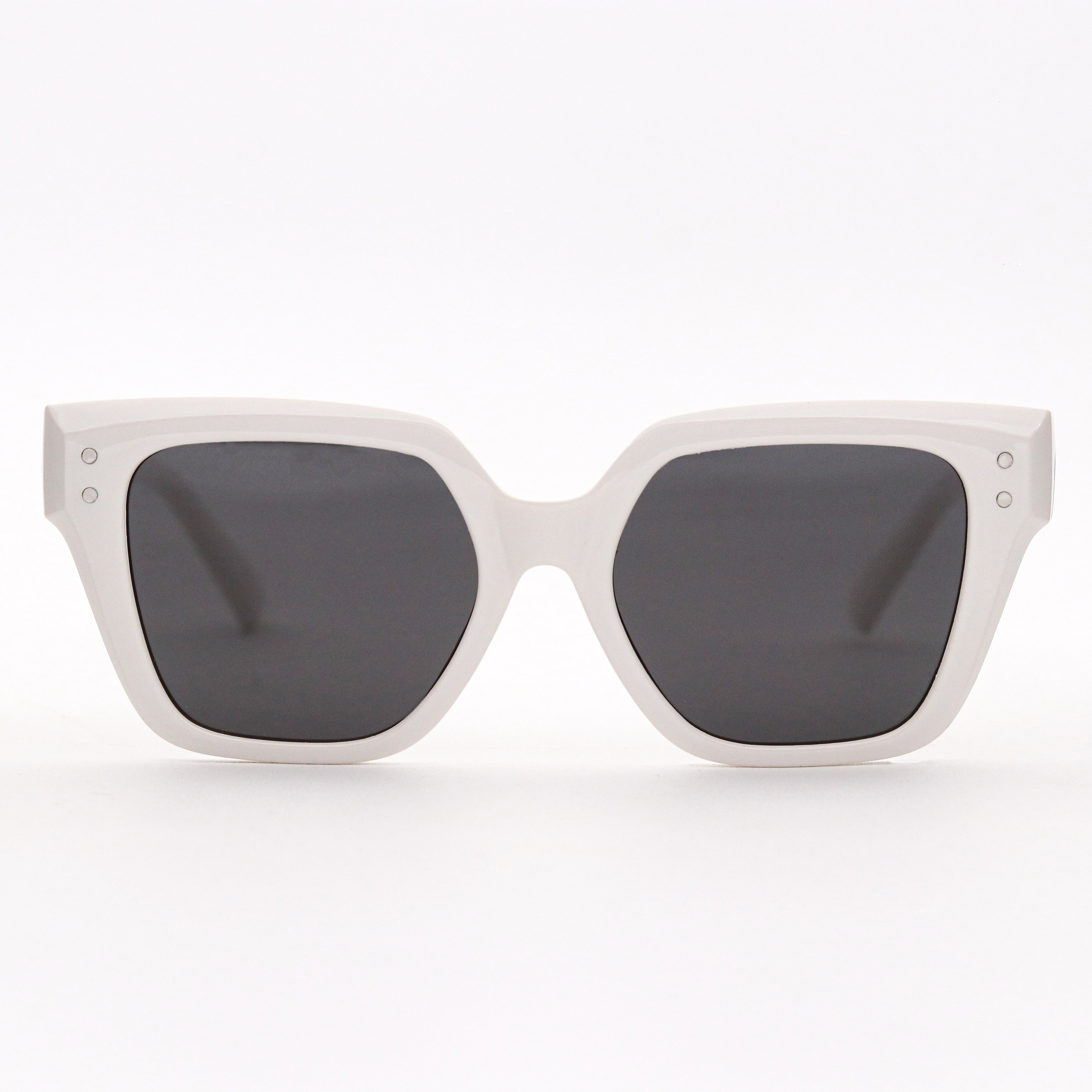 MM5065-C60 WHITE
